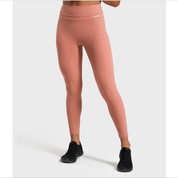 Gymshark + Whitney Simmons leggings - Picture 3 of 7